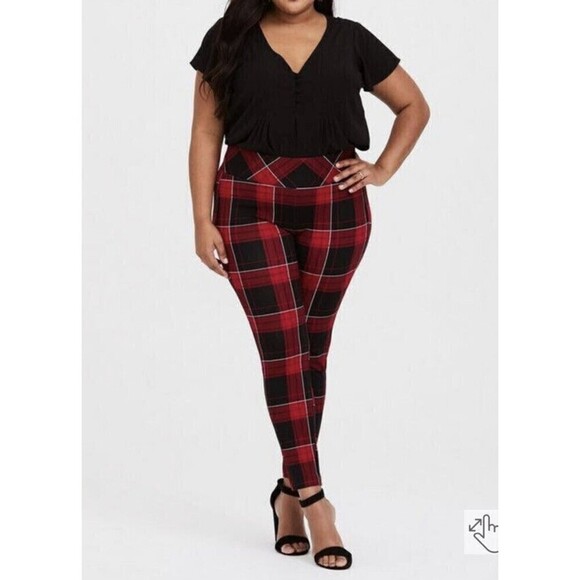 Torrid Womans Sz 4R Premium Ponte Red Plaid Pixie Pants Comfort NWOT - Picture 3 of 12